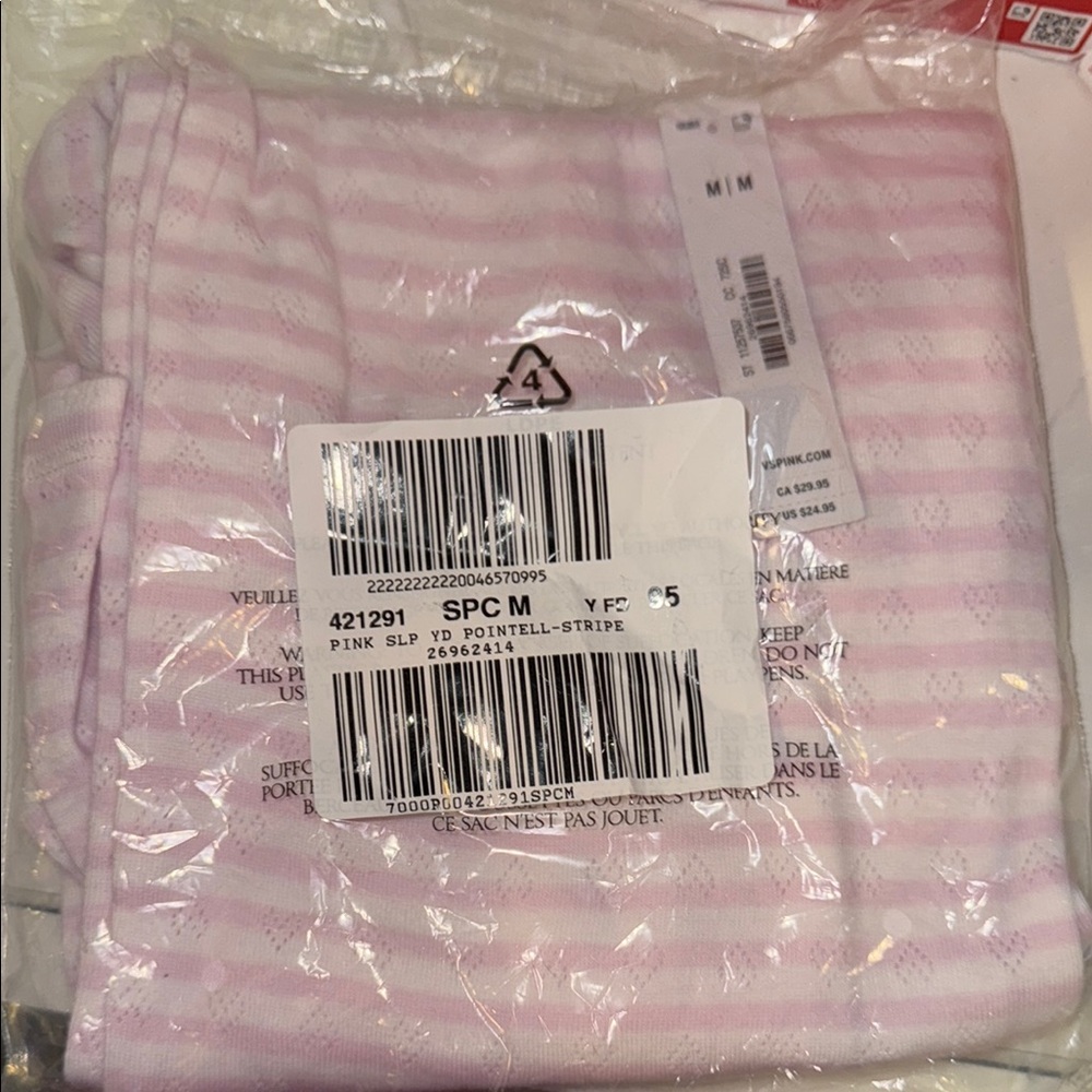 🤍🩷VICTORIAS SECRET PINK AND WHITE BABY TEE IN MEDIUM🩷🤍 SOLD OUT ON WEBSITE